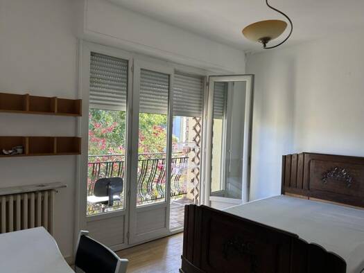 Maison à louer 650 € 5 pièces 1 572 m² Talence 33400