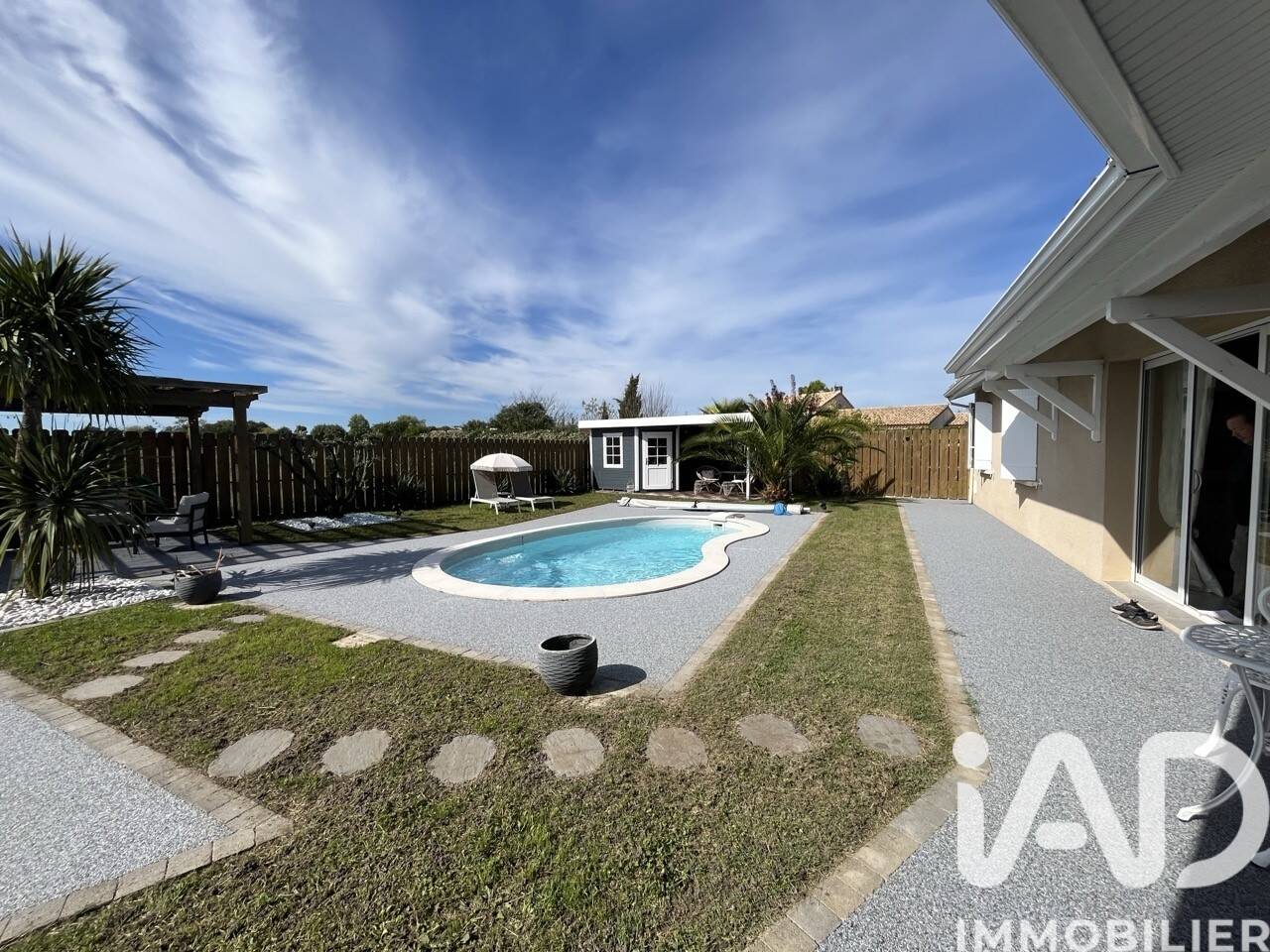 Maison à vendre, 240m², GAILLAN EN MEDOC