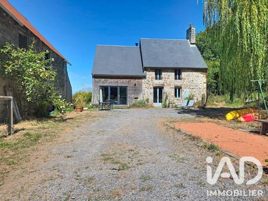 Maison à vendre 298 000 € 8 pièces 5 chambres 194 m² 38 563 m² de terrain Le Tanu 50320