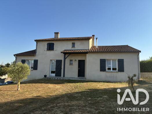 Maison à vendre 225 000 € 6 pièces 5 chambres 170 m² 1 008 m² de terrain Luzay 79100