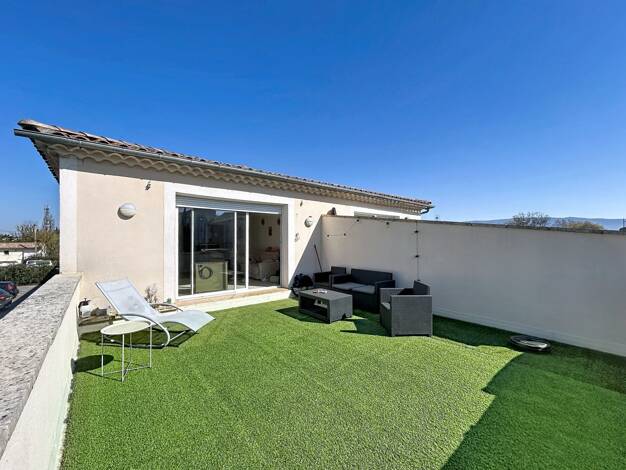 Appartement à vendre 224 500 € 2 pièces 1 chambre 65 m² Étage 1/1 Velorgues-Petit Palais L'Isle-sur-la-Sorgue 84800