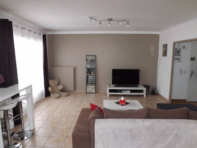 Maison à louer, 66m², VENELLES