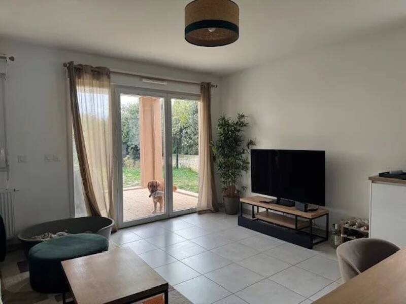 Maison à louer, 65m², LA FARE LES OLIVIERS