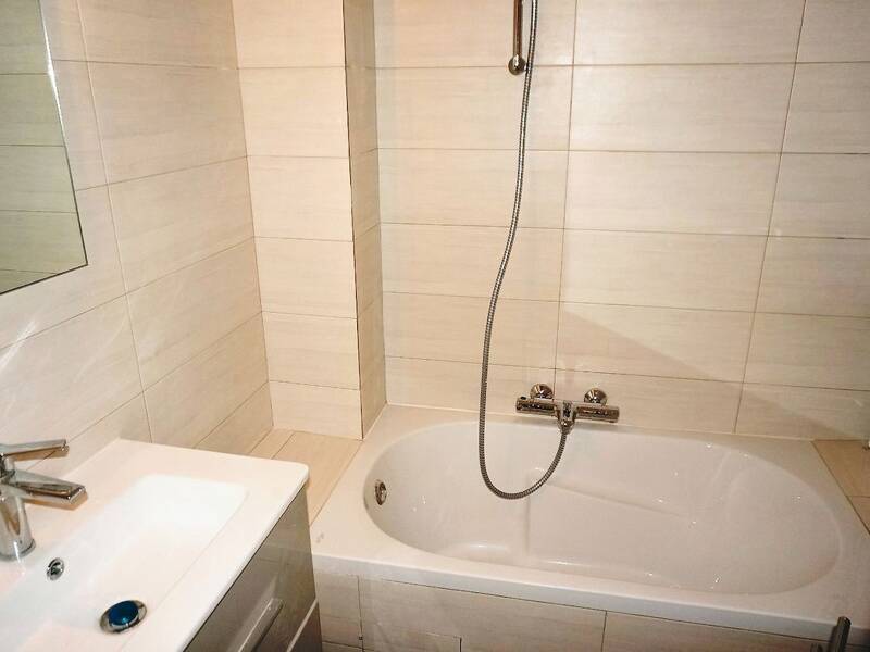 Maison à louer, 32m², PARIS 17E