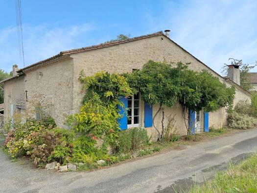 Maison à vendre 198 000 € 4 pièces 2 chambres 110 m² 2 179 m² de terrain Pellegrue 33790