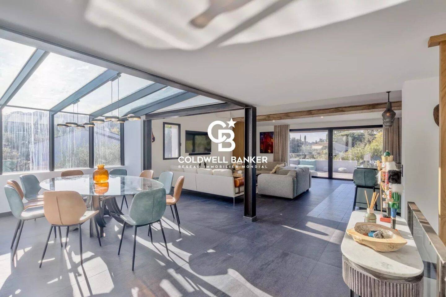 Maison à vendre, 280m², LA CROIX VALMER
