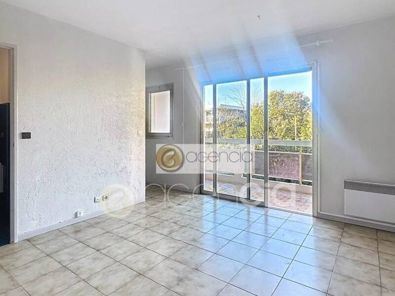 Maison à louer, 24m², LE CANNET