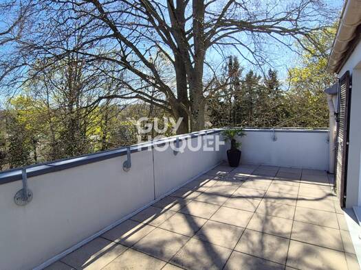 Appartement à vendre 206 700 € 2 pièces 1 chambre 47,3 m² Étage 3/3 L'Yerres Crosne 91560