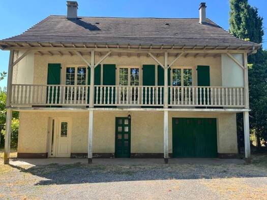 Maison à vendre 169 000 € 5 pièces 4 chambres 90 m² 699 m² de terrain Ussac 19270