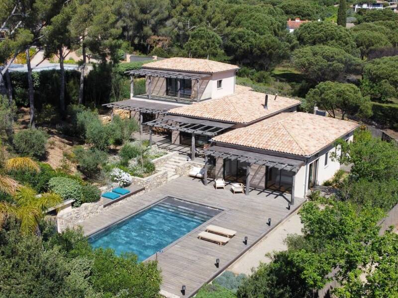 Maison à vendre, 250m², LA CROIX VALMER