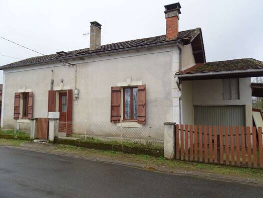 Maison à vendre 91 000 € 7 pièces 4 chambres 113 m² 661 m² de terrain Mussidan 24400