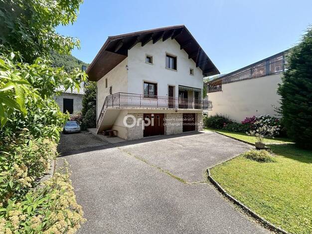 Maison à vendre 290 000 € 4 pièces 3 chambres 110 m² 913 m² de terrain Conflans Albertville 73200