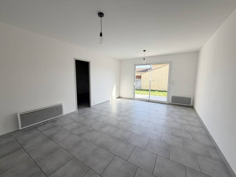 Maison à louer, 70m², NOVES