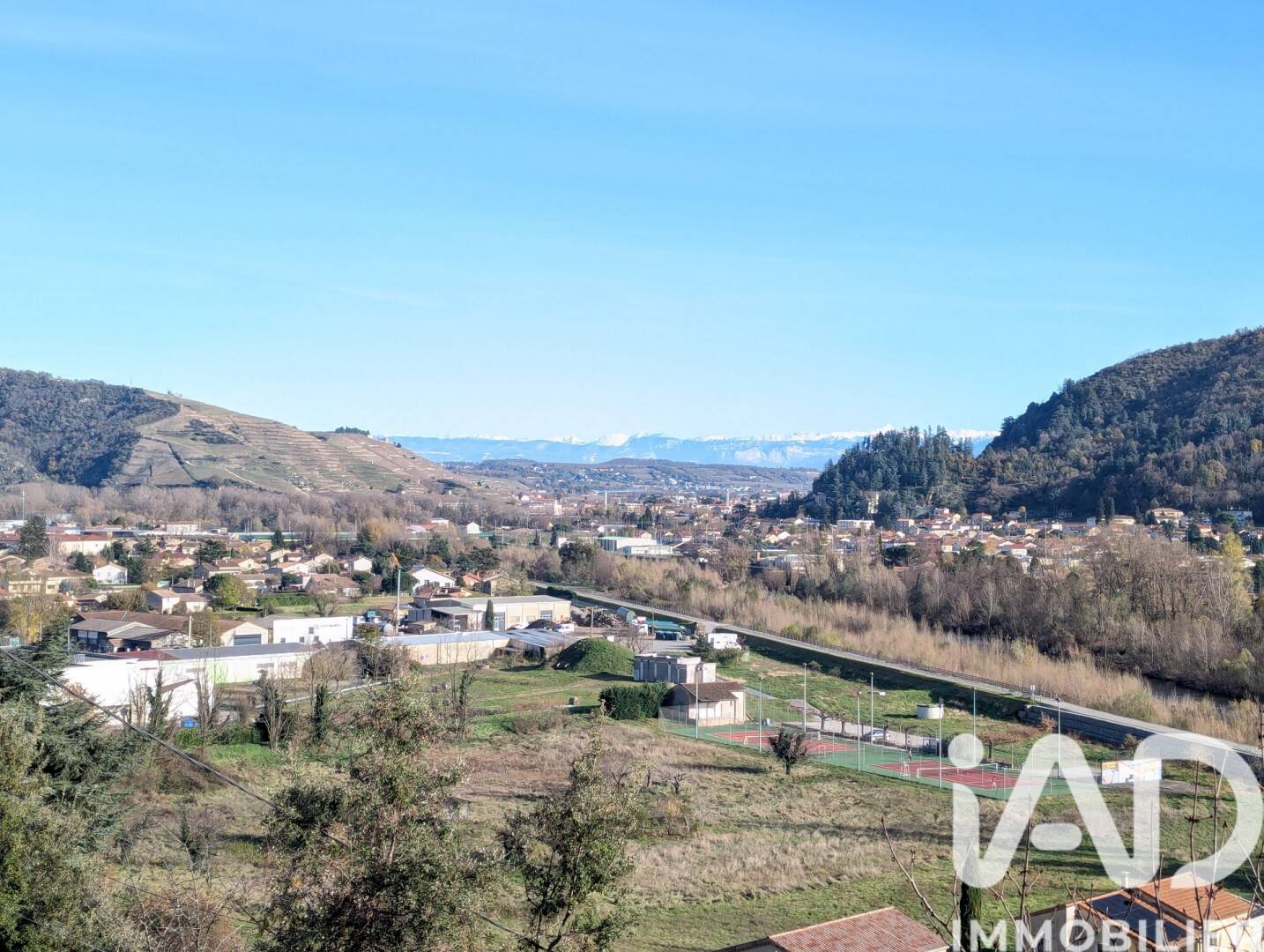 Maison à vendre, 139m², SAINT JEAN DE MUZOLS