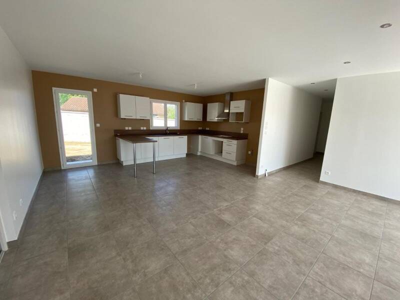 Maison à louer, 106m², JONS