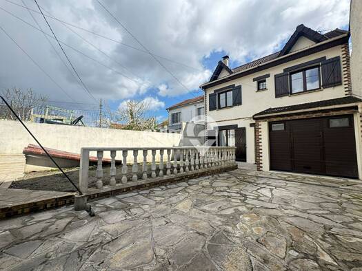 Maison à vendre 349 900 € 6 pièces 4 chambres 114 m² 205 m² de terrain Val Notre Dame-La Tour Billy Argenteuil 95100