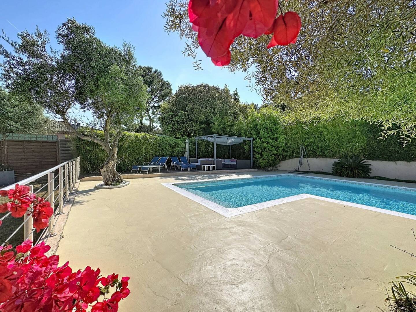 Maison à vendre, 243m², ANTIBES
