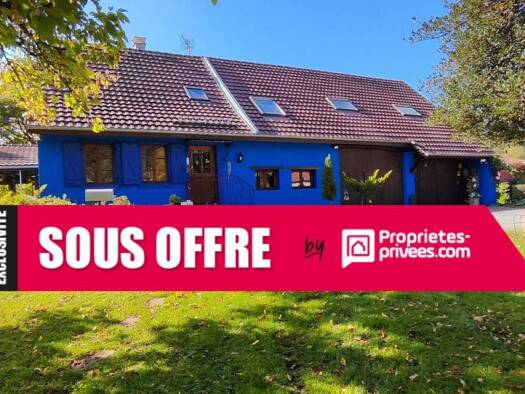 Maison à vendre 489 000 € 7 pièces 3 chambres 246 m² 41 222 m² de terrain Rougemont-le-Château 90110