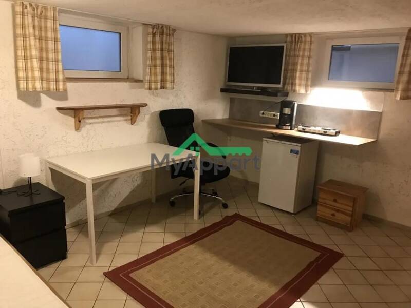 Maison à louer, 19m², PARIS 8E