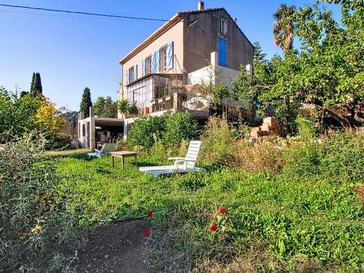 Maison en viager occupé Bouquet 200 000 € 10 pièces 6 chambres 240 m² 960 m² de terrain Bargemon 83830