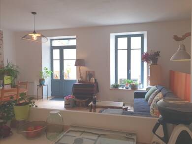 Appartement à vendre 175 000 € 4 pièces 2 chambres 82 m² RDC/2 Die 26150