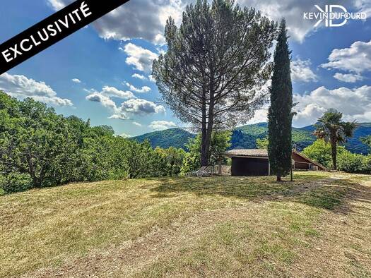 Maison de plain-pied à vendre 120 000 € 4 pièces 1 chambre 25 m² 2 700 m² de terrain Thueyts 07330