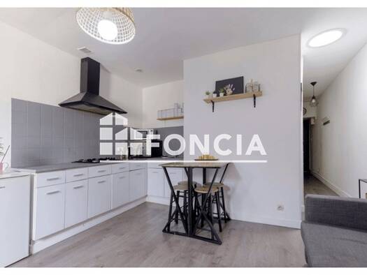 Appartement à louer 410 € 2 pièces 1 chambre 35,2 m² Étage 2/4 Ville-Basse Montélimar 26200