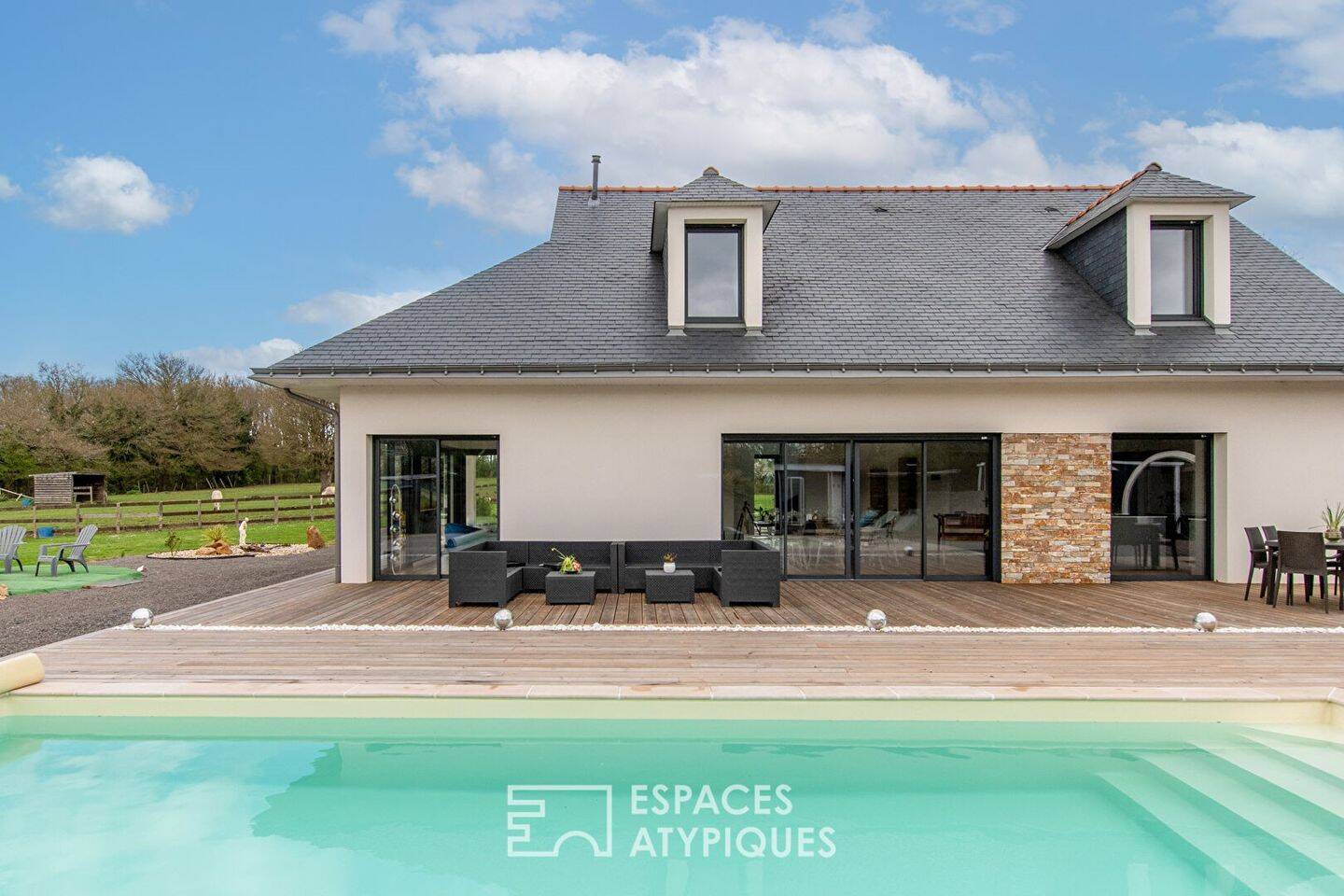 Maison à vendre, 196m², SAINT MARTIN DU FOUILLOUX