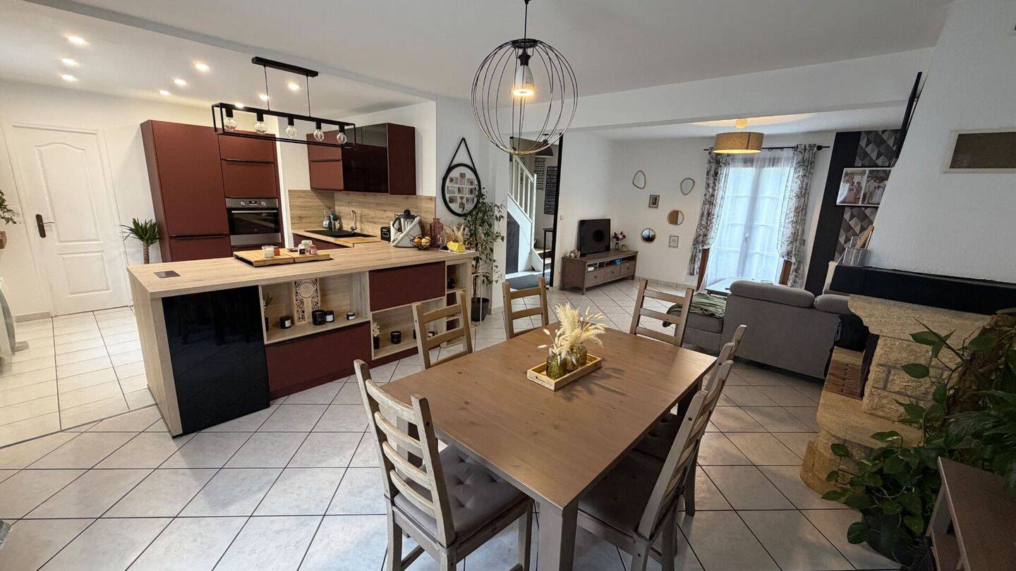 Maison à vendre, 107m², NEUILLY EN THELLE