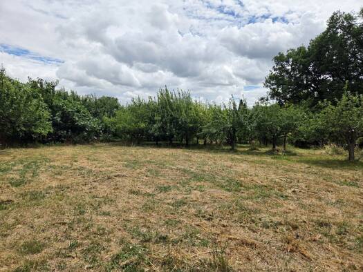 Terrain constructible à vendre 210 000 € 861 m² de terrain Lapeyrouse-Fossat 31180