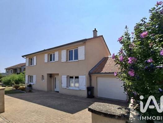 Maison à vendre 345 000 € 7 pièces 5 chambres 154 m² 6,8 m² de terrain Saint-Privat-la-Montagne 57855