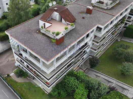 Appartement en viager occupé Bouquet 330 000 € 5 pièces 2 chambres 117 m² Étage 4/4 Cluses 74300