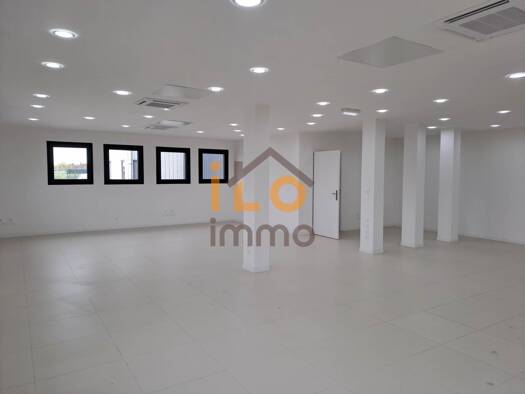 Local commercial à louer 1 501 € 135 m² de surface de vente La Bassée 59480