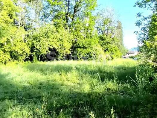 Terrain constructible à vendre 165 000 € 801 m² de terrain Sud Scionzier 74950