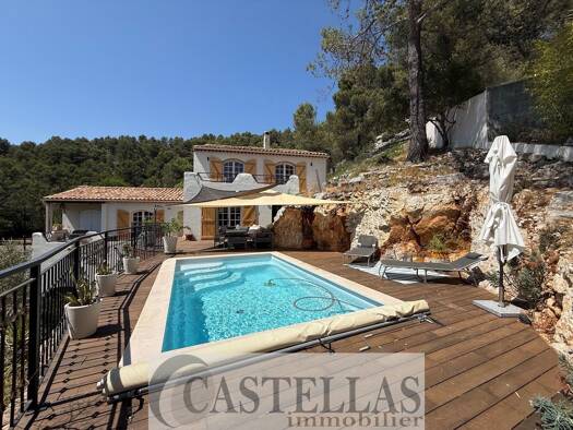 Maison à vendre 699 000 € 4 pièces 3 chambres 104 m² 634 m² de terrain Carnoux-en-Provence 13470