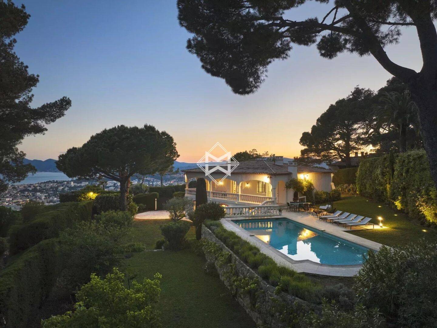Maison à vendre, 250m², CANNES