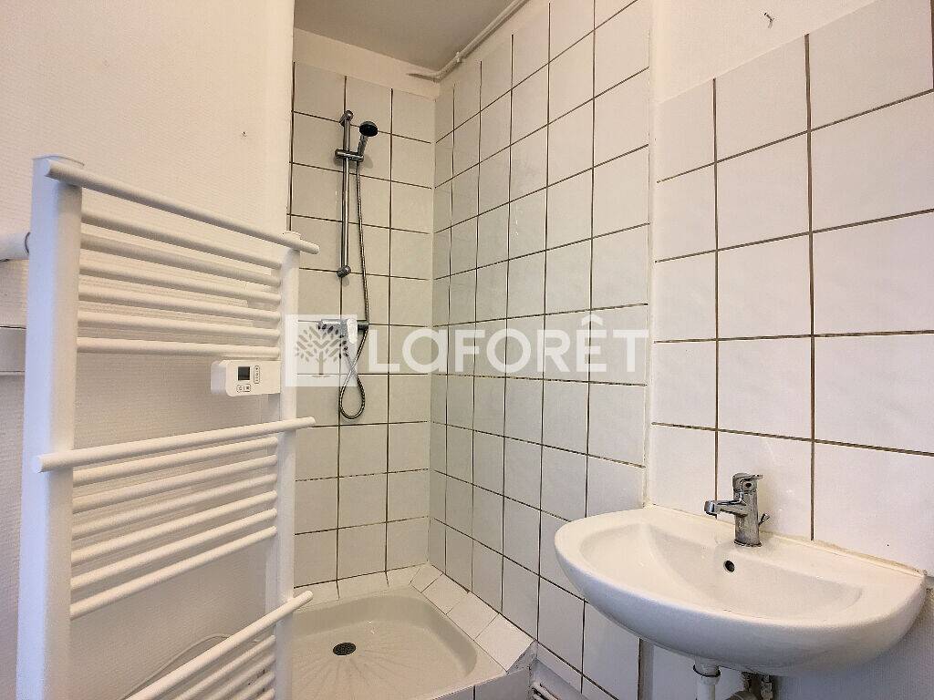 Maison à louer, 23m², CALUIRE ET CUIRE