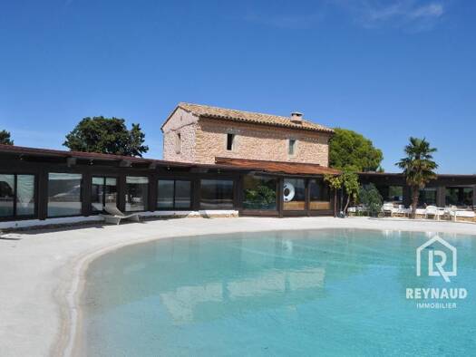 Maison à vendre 1 664 000 € 18 pièces 8 chambres 400 m² 106 000 m² de terrain Clermont-l'Hérault 34800