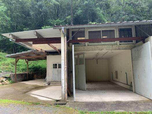 Local d'activités à louer 550 € 85 m² d'espace de stockage Nord Ouest Jurançon 64110