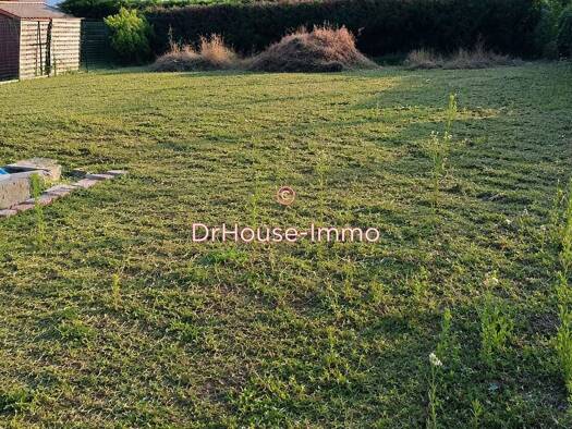 Terrain constructible viabilisé à vendre 179 000 € 530 m² de terrain Lormont 33310
