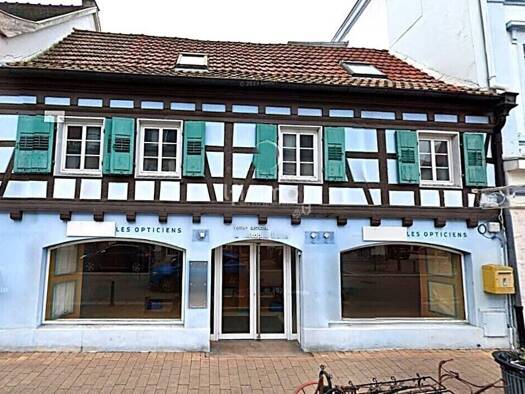 Local commercial à vendre 249 900 € 172 m² de surface de vente Centre Bischwiller 67240