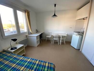 Appartement à louer 470 € 1 pièce 22 m² Étage 1/2 Briffaut Rousset-Laprat Maninet-Fontlozier La Palla Valence 26000