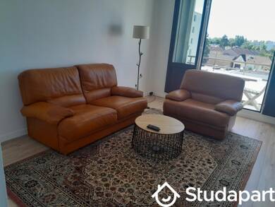Appartement à louer 1 301 € 4 pièces 2 chambres 70 m² Étage 2/4 L'Eglise Bois-d'Arcy 78390