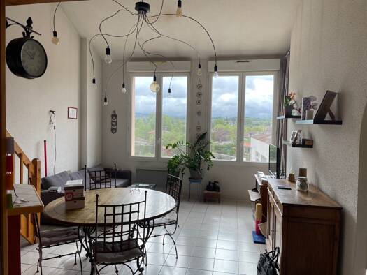 Duplex à vendre 120 000 € 4 pièces 1 chambre 80,8 m² RDC Castres 81100