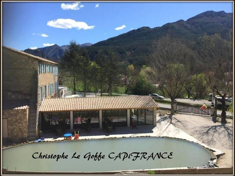 Maison à vendre, 450m², CASTELLANE