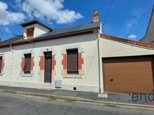 Maison à vendre 159 000 € 7 pièces 3 chambres 140 m² 280 m² de terrain Centre Ville Yzeure 03400