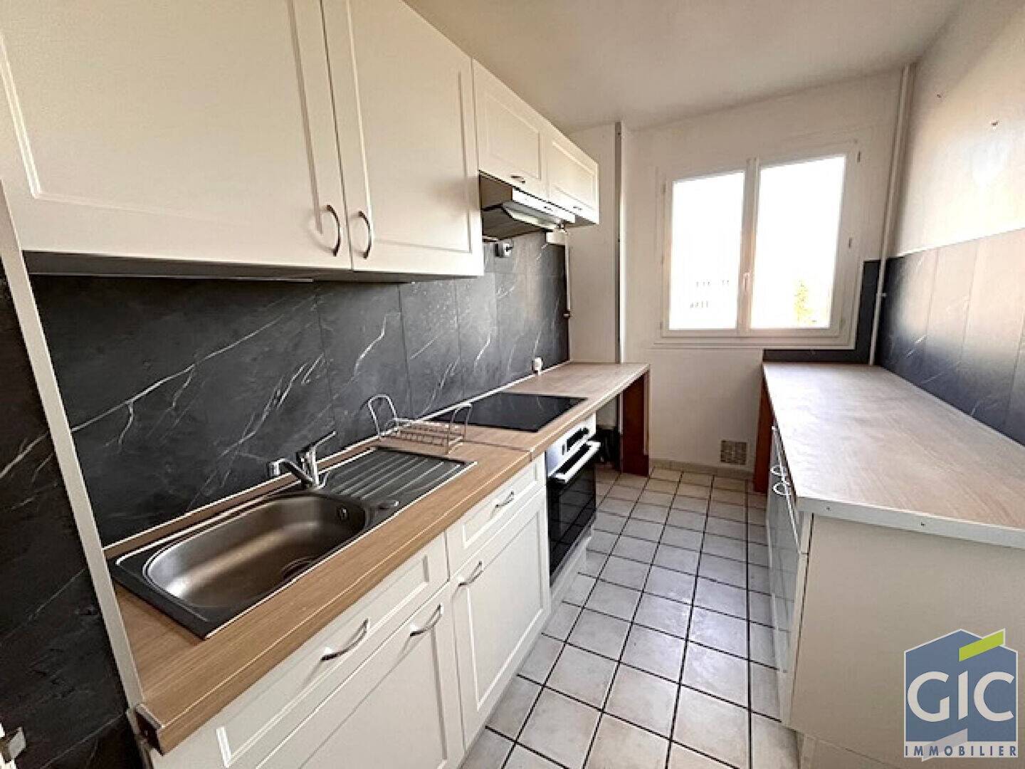 Maison à louer, 64m², HEROUVILLE SAINT CLAIR