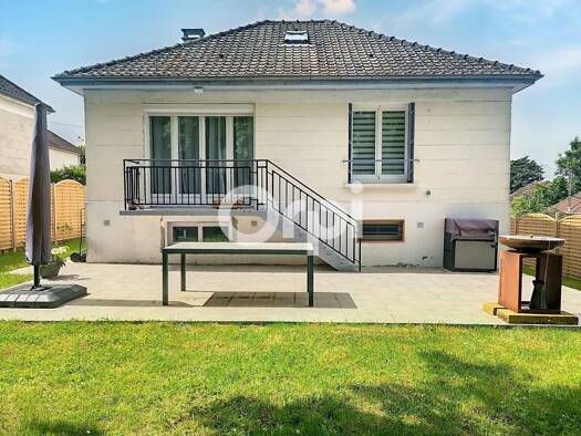 Maison à vendre 315 000 € 5 pièces 3 chambres 97 m² 300 m² de terrain Longjumeau 91160