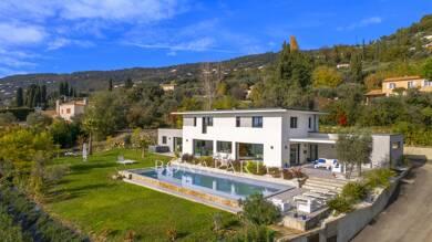 Villa à vendre 2 500 000 € 7 pièces 5 chambres 282 m² 4 500 m² de terrain Cabris 06530
