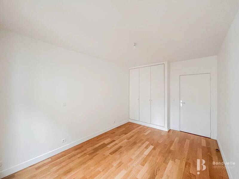 Maison à louer, 45m², PARIS 8E